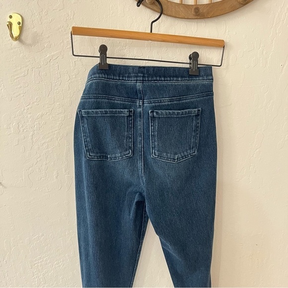 SPANX Jegging Pull On Jeans Size Medium Medium Wash - Picture 8 of 12